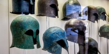 Εκχωρούν αρχαία στο εξωτερικό για 50 χρόνια!