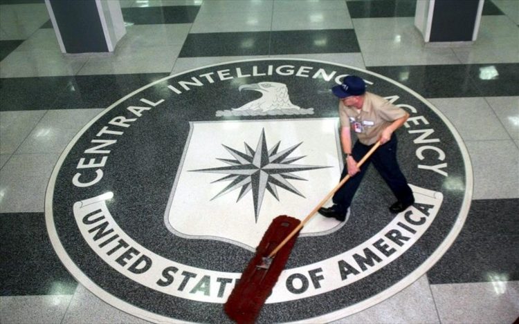 Palantir: Σκοτεινή σύμβαση, με άρωμα CIA