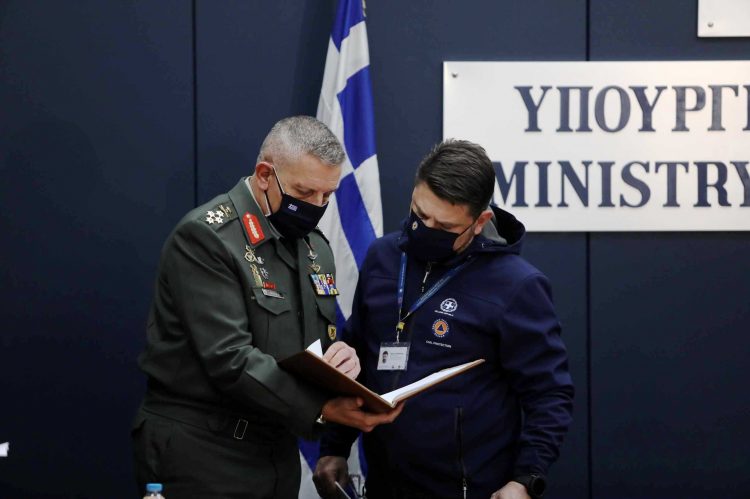 Όχι στρατός στη Δυτική Αττική!