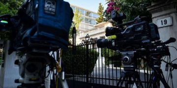 Προλεταριοποίηση στα «σαλόνια» της τηλεοπτικής προπαγάνδας