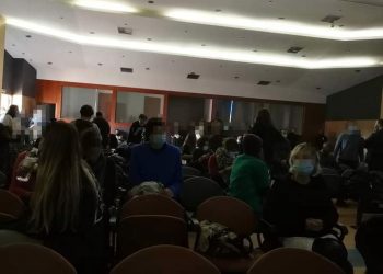 Μήνυμα αντίστασης μέσα από την Πέτρου Ράλλη (βίντεο)