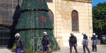 Χανιά: Κρεσέντο καταστολής με 8 συλλήψεις αγωνιστών (Φώτο/Βίντεο)