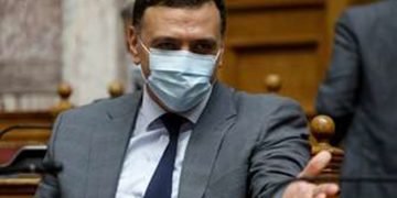 Οι ακριβές λίστες  της σκηνοθετημένης επικοινωνίας