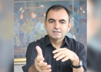 Πρόεδρος τουρκικού ΕΜΕΡ: Να μην συρθούν οι λαοί μας σε πόλεμο!