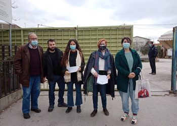 Αντικαπιταλιστική Ανατροπή στην Αθήνα: Επίσκεψη στους πρόσφυγες του Ελαιώνα