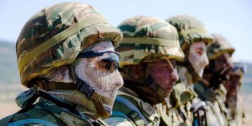 Η πολεμική μηχανή εξοπλίζεται με νέες προσλήψεις ΕΠΟΠ και ΟΒΑ