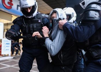Όργιο αστυνομικής βίας στη συγκέντρωση για Κουφοντίνα (φωτό-βίντεο)