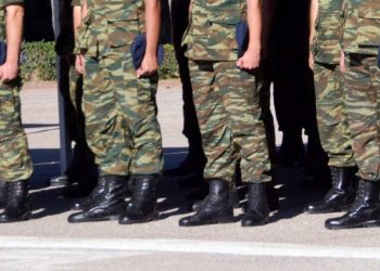 νΚΑ: Ούτε σκέψη για αύξηση της θητείας και στράτευση στα 18!