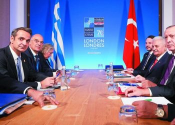 «Η Ελλάδα επεκτείνεται», τα λαϊκά δικαιώματα συρρικνώνονται