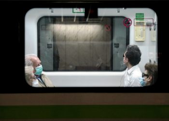 Ξυλοδαρμός στο Μετρό: Η αυτονόητη καταδίκη της βίας και ο «υπερκοριός»