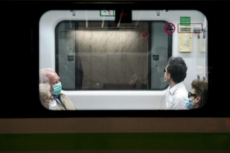 Ξυλοδαρμός στο Μετρό: Η αυτονόητη καταδίκη της βίας και ο «υπερκοριός»