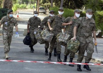 Αυξάνεται «του παράλογου η θητεία»