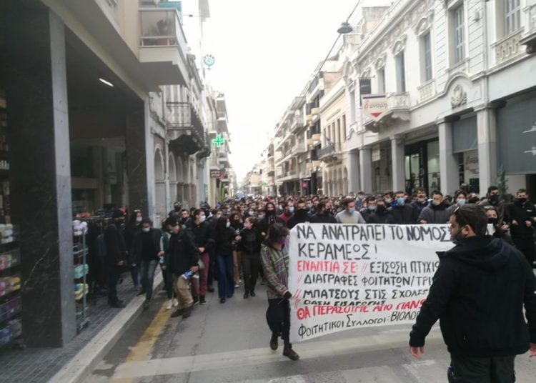 Από την Κομοτηνή μέχρι την Κρήτη οι δρόμοι του αγώνα δήλωσαν «παρών»