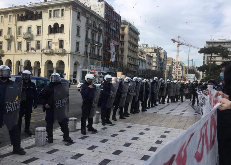 Μεγάλο πανεκπαιδευτικό ΟΧΙ στο νομοσχέδιο Κεραμέως (φωτο-βίντεο)