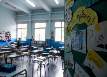 Σχολεία: Ανοίγουν ξανά χωρίς μέτρα ασφαλείας, όπως ακριβώς έκλεισαν