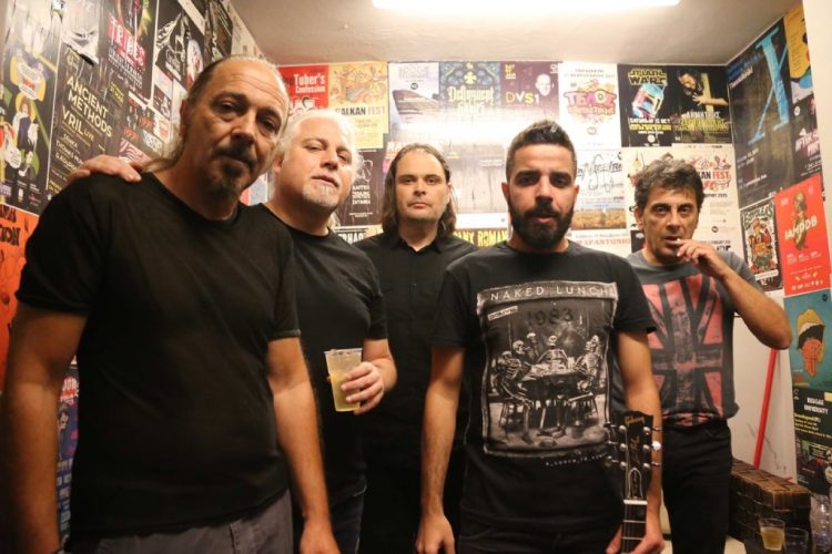 Magic de Spell: Η «γενιά της στέρησης» έτοιμη για αντεπίθεση