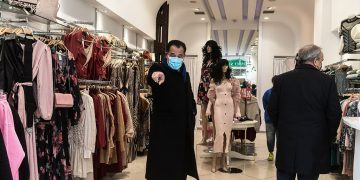 Κυβερνητικό «ξεκλείδωμα»  σε φτώχεια, ανεργία, υπερεργασία