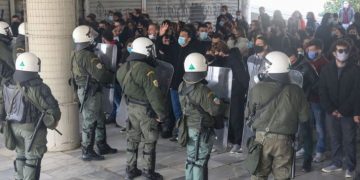 Η αστυνομία δεν ταυτίζεται με τη δημοκρατία, το αντίθετο