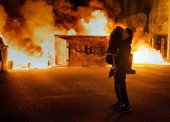 Πάμπλο Χασέλ: Ο κομμουνιστής ράπερ τσαντίζει το σύστημα