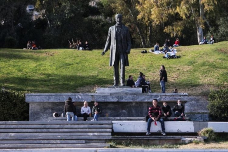 Δημόσιοι χώροι: Χρήση υπό ιδιωτική κηδεμονία