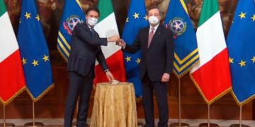 Στήριξη  στον ευρω-τραπεζίτη