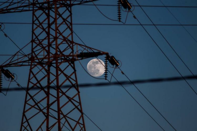 Στον Καιάδα του φιλελευθερισμού ο ενεργειακός σχεδιασμός