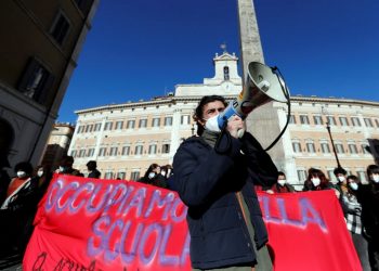 Στήριξη εκ μέρους της μεγαλύτερης ένωσης φοιτητών της Ιταλίας προς τους ελληνικούς αγώνες (βίντεο)