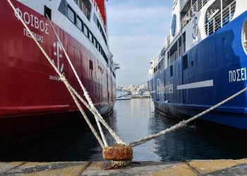 «Νέκρωσαν» τα λιμάνια: Επιτυχημένη η 48ωρη απεργία των ναυτεργατών