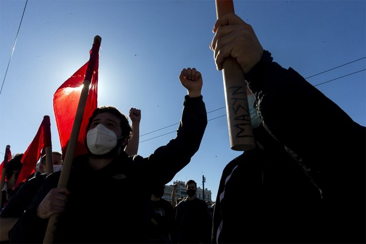 Σύγκρουση στην εκπαίδευση: «Πάλης ξεκίνημα» για ανατρεπτικό κίνημα διαρκείας