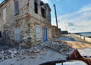 Σάμος: Κρατική ανεπάρκεια και αδιαφορία μετά τον σεισμό