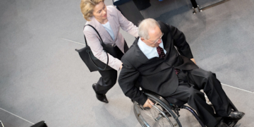 Προς κορονο-μνημόνιο και νέους πλειστηριασμούς