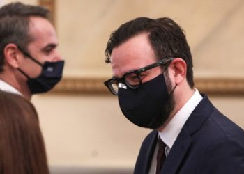Τριγμοί στην κυβέρνηση, παραίτηση του κυβερνητικού εκπροσώπου Χ. Ταραντίλη