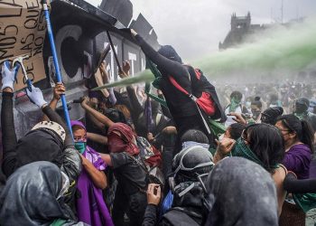Ένας κόσμος που «βράζει»,  έτοιμος να εκραγεί