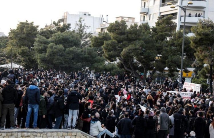 ΑΝΤΑΡΣΥΑ: Η κυβέρνηση φουσκώνει την οργή