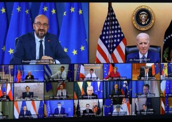 Σύνοδος κορυφής ΕΕ: Οι ΗΠΑ δείχνουν τα δόντια τους