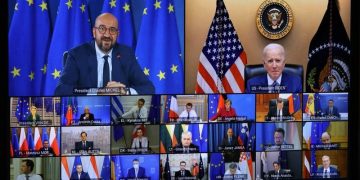 Σύνοδος κορυφής ΕΕ: Οι ΗΠΑ δείχνουν τα δόντια τους