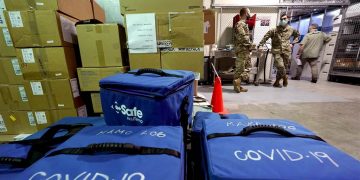 Έγκλημα στην «ελεύθερη αγορά» των εμβολίων