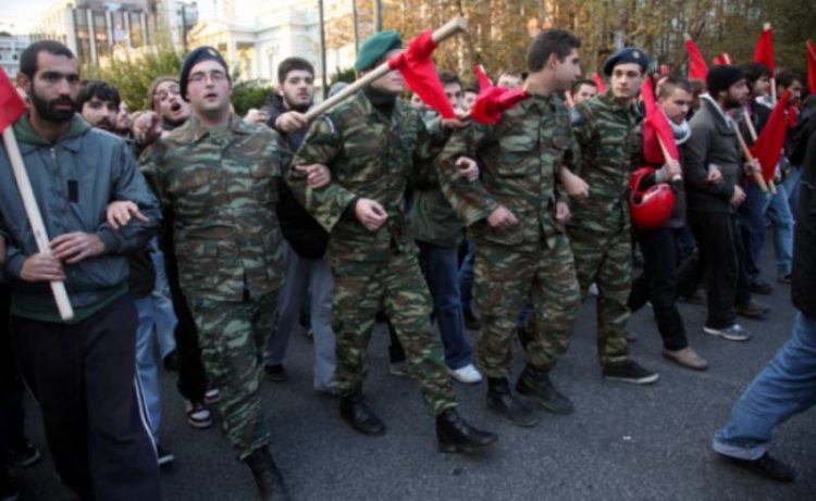 17/4 Ημέρα αντιπολεμικής δράσης: Φαντάροι από 95 μονάδες καλούν σε μαζική συμμετοχή