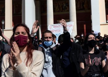 Η αναδιάρθρωση των πανεπιστημίων αποτελεί κεντρικό μέτωπο μάχης