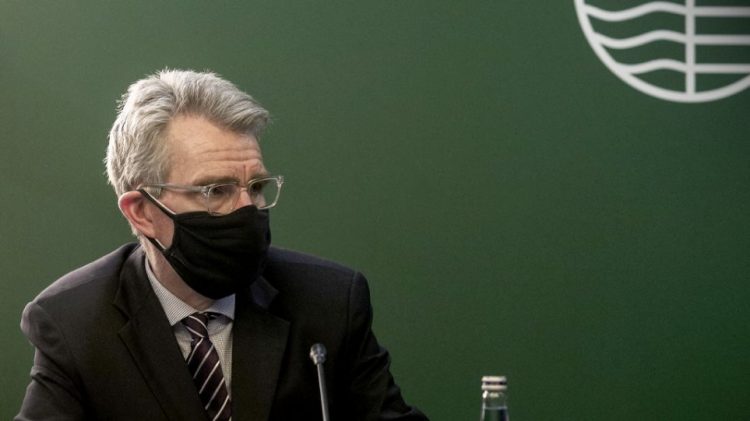 Οι ΗΠΑ πουλούν «μέταλλο» και «προστασία» στην Ελλάδα