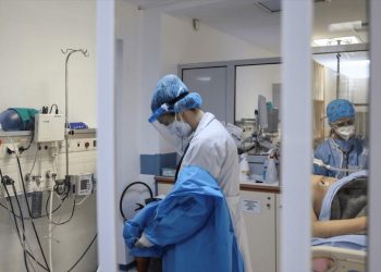 Τα νοσοκομεία καταρρέουν από τα ψέματα της κυβέρνησης