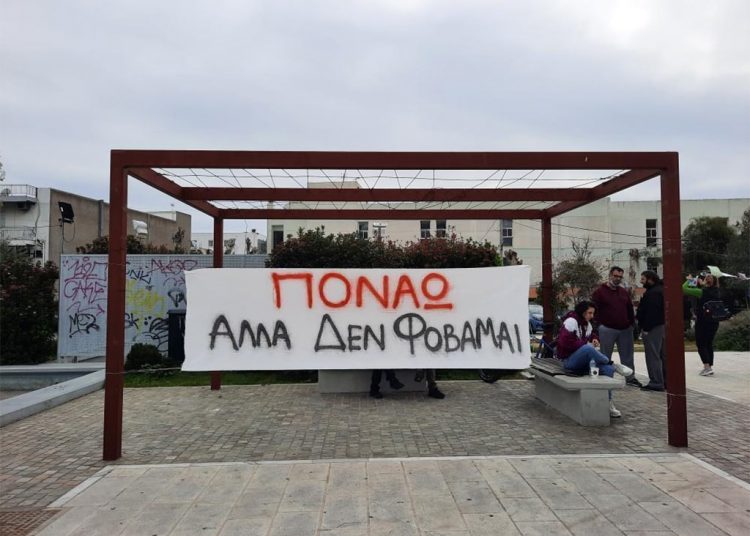 Τεράστιες πορείες στις γειτονιές της Αθήνας και όλης της Ελλάδας! (φωτο+βιντεο)