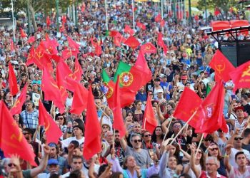 Πορτογαλία: Το κυβερνητικό «πείραμα» αποδυναμώνει την Αριστερά