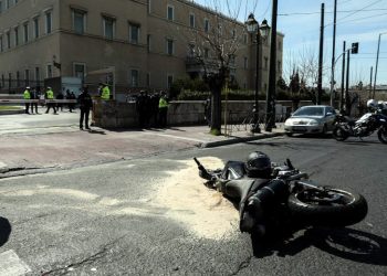Φονικό τροχαίο στη βουλή: Ένοχη σιωπή και οσμή συγκάλυψης