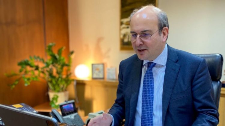 «Στήριξη» της εργασίας, κέρδη για τους εργοδότες