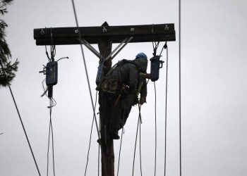 ΝΑΡ: Εργοδοτικό έγκλημα ο θάνατος τριών εργατών σε εργολαβία του ΔΕΔΔΗΕ
