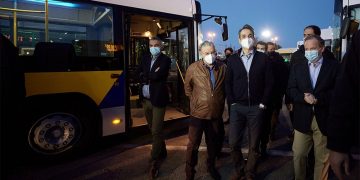 Πανάκριβα και ακατάλληλα νοικιασμένα λεωφορεία