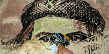 Κούβα: «Όρθια» στην πανδημία παρά το εμπάργκο