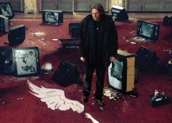 Έρωτας και επανάσταση στη «Σκόνη του Χρόνου»