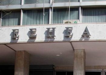 Ιδιώτες ολιγάρχες τα αφεντικά, κρατικό το χρήμα